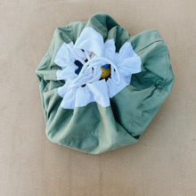 Load image into Gallery viewer, The Cinch (check/olive)