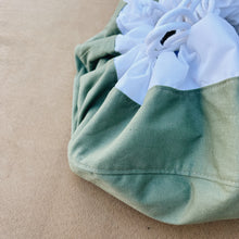 Load image into Gallery viewer, The Cinch (check/olive)