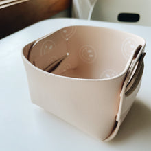 Load image into Gallery viewer, Origami cup (smile)
